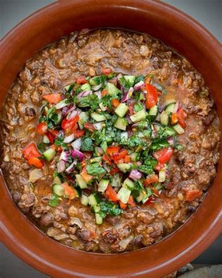  Ful Medames: Una Delizia Egizia Ricca di Proteine Vegetali e Aromi Orientali!