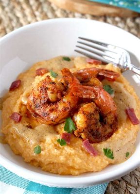  Shrimp and Grits: Un piatto cremoso e audace che ti conquisterà con la sua combinazione di sapori del Sud!